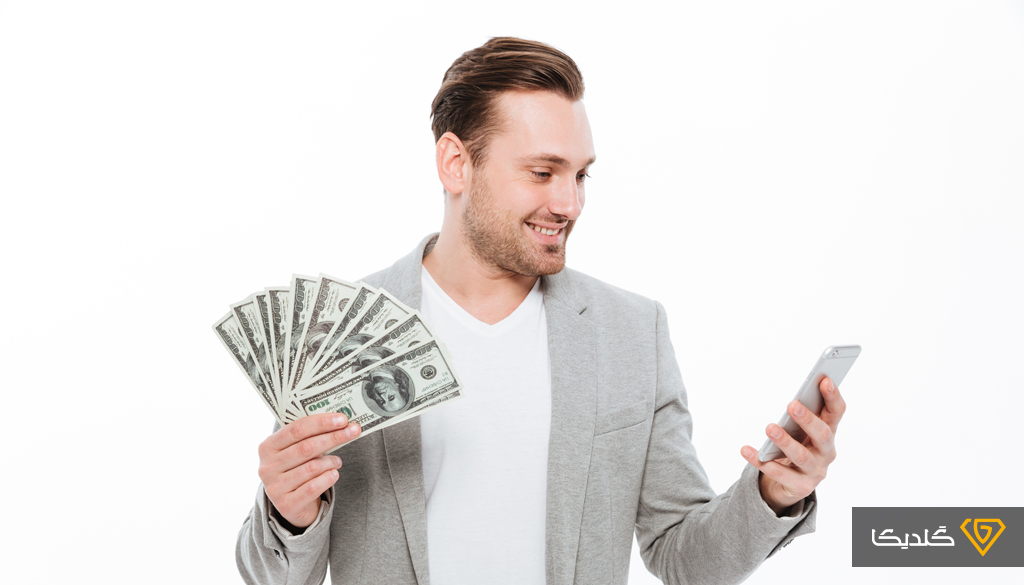 کسب در امد با گوشی یکی از راه های خوب یادگیری پس انداز به نوجوانان است.