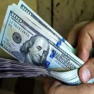 قیمت دلار در تلاطم جنگ چقدر است؟