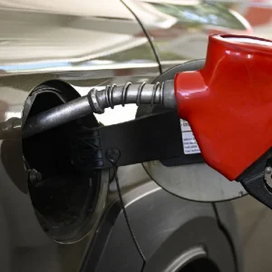 عرضه بنزین سوپر