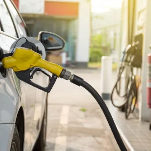 بنزین یارانه‌ای به خانوار می‌رسد