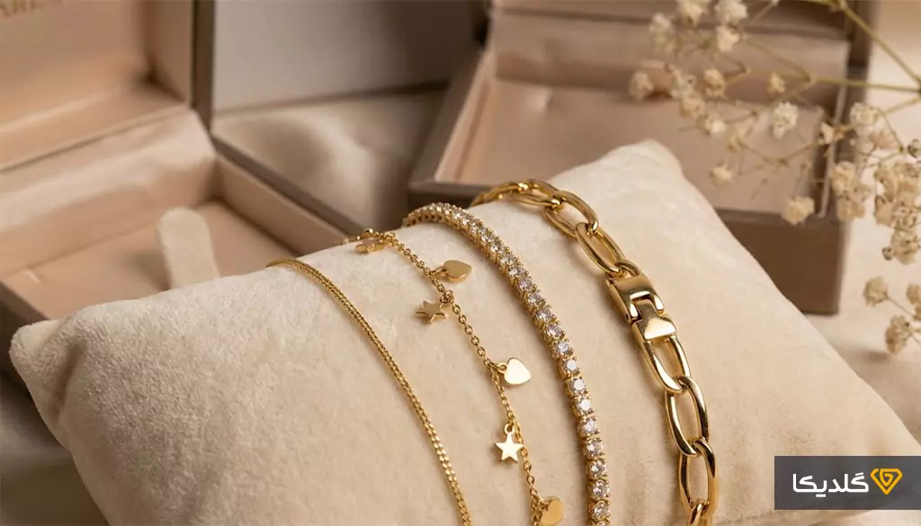 راهنمای خرید پابند طلا؛ راز جذابیت در قدمهای شما 1 انواع مدلهای پابند طلا را بشناسید.