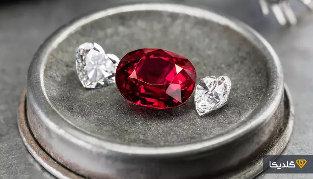 تشخیص سنگ یاقوت اصل از تقلبی چگونه صورت می‌گیرد؟