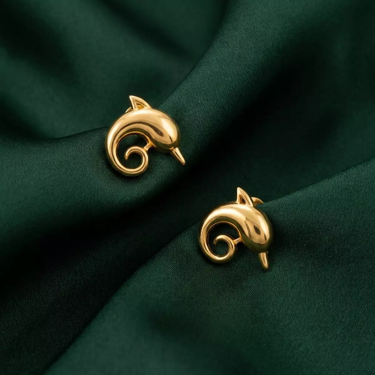 گوشواره طرح دلفین